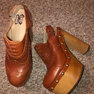 Tommy Hilfiger groovy disco pumps